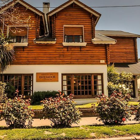 Hosteria Hostal Del Esquiador San Martin de los Andes Luaran gambar