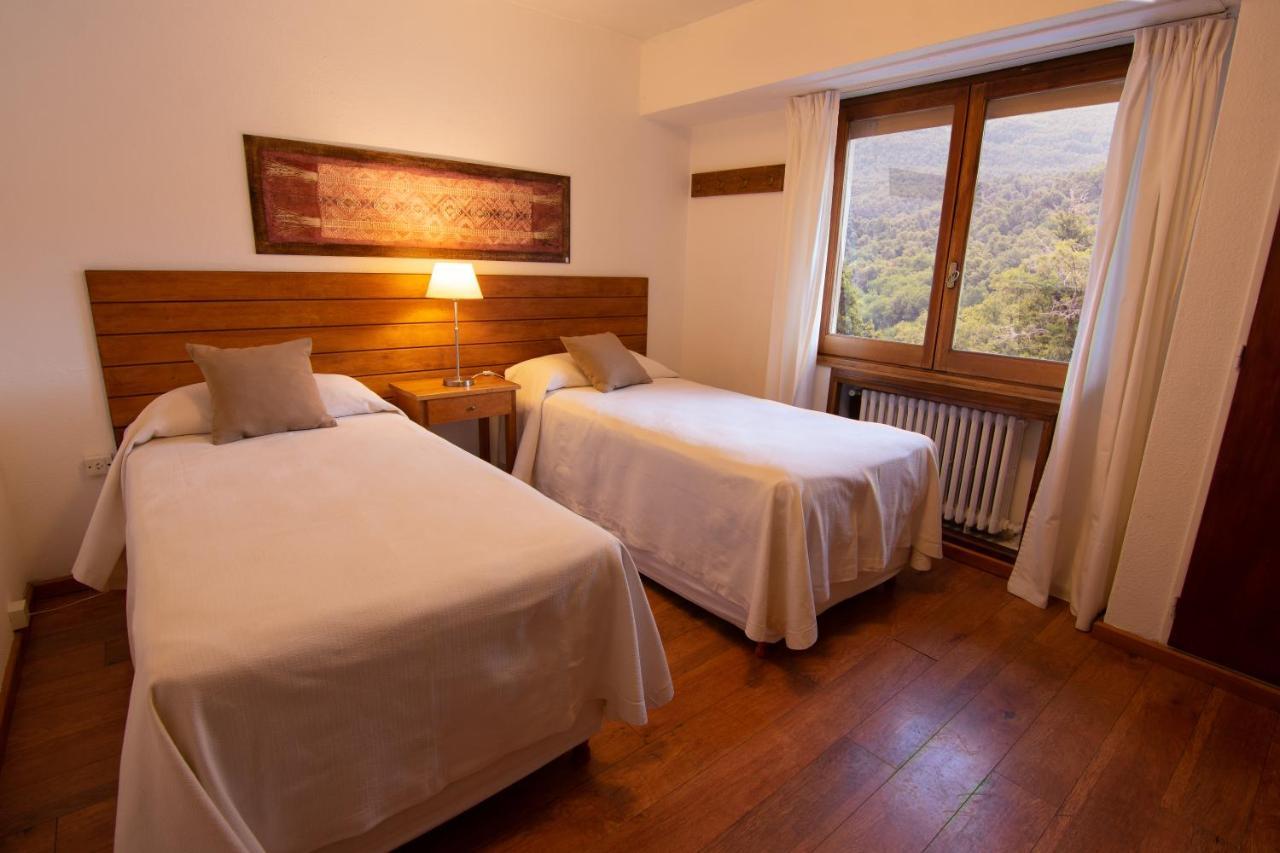 Hosteria Hostal Del Esquiador San Martin de los Andes Luaran gambar