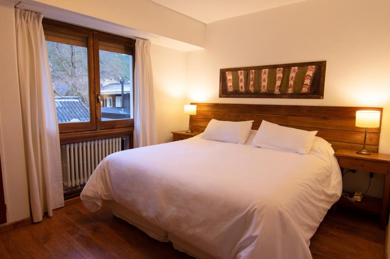 Hosteria Hostal Del Esquiador San Martin de los Andes Luaran gambar