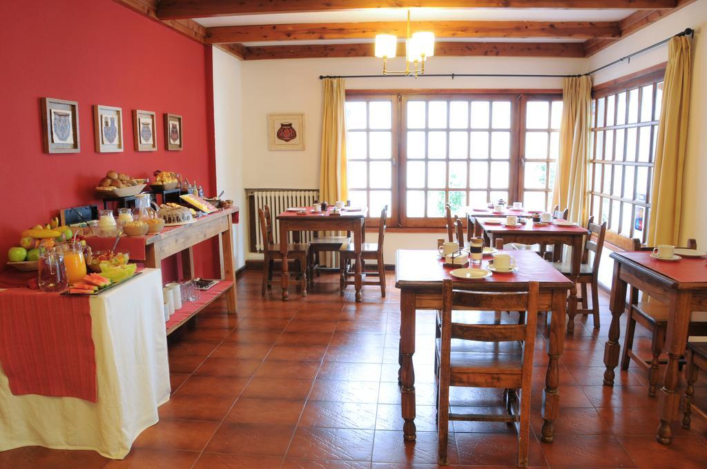Hosteria Hostal Del Esquiador San Martin de los Andes Luaran gambar